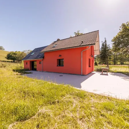 Les Scorios - Maison Pour 10 Avec Beau Jardin Semesterbostad Picherande